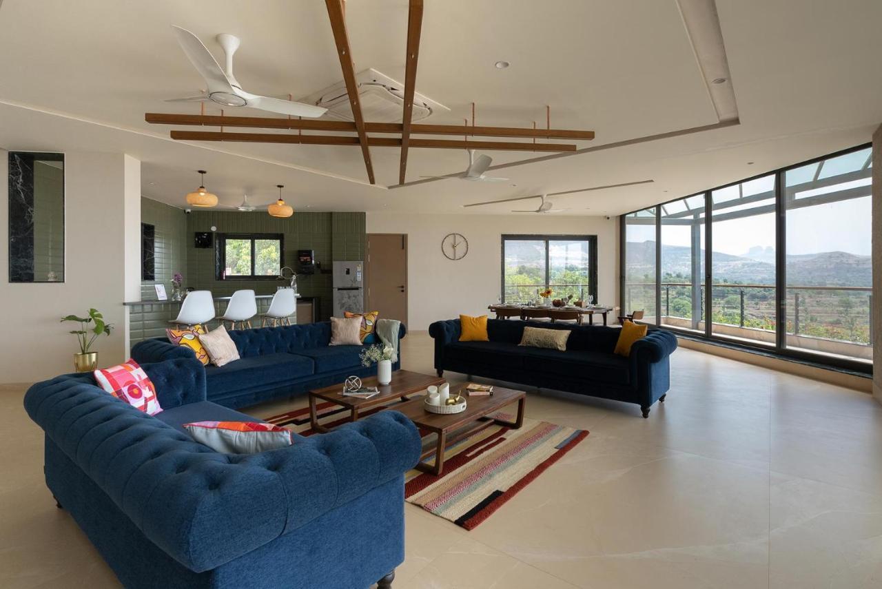 Pearl Lakeview Mansion By Stayvista - Lakeside Villa With Infinity Pool, Jacuzzi, In-House Theatre & Games Room Igatpuri Dış mekan fotoğraf