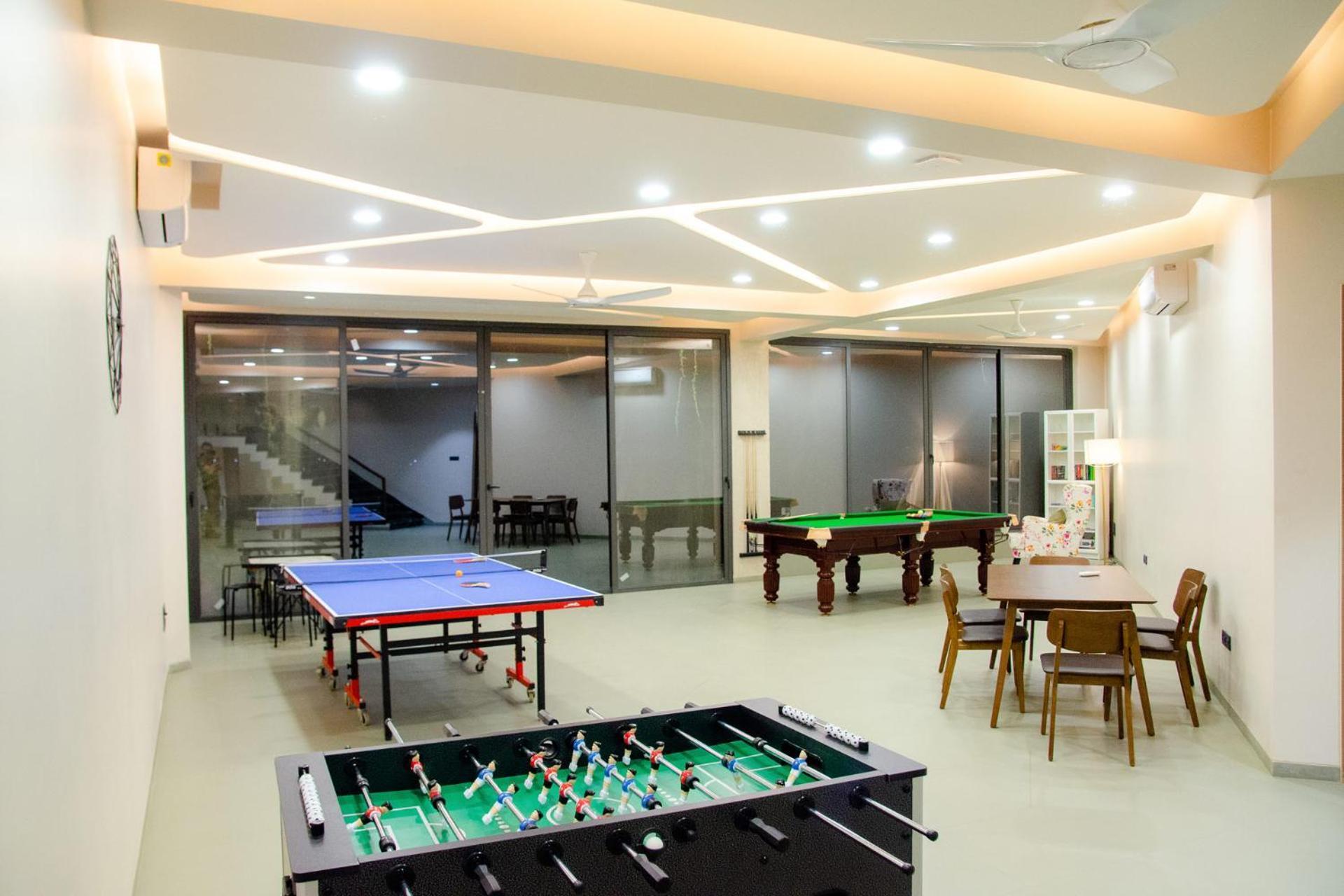 Pearl Lakeview Mansion By Stayvista - Lakeside Villa With Infinity Pool, Jacuzzi, In-House Theatre & Games Room Igatpuri Dış mekan fotoğraf