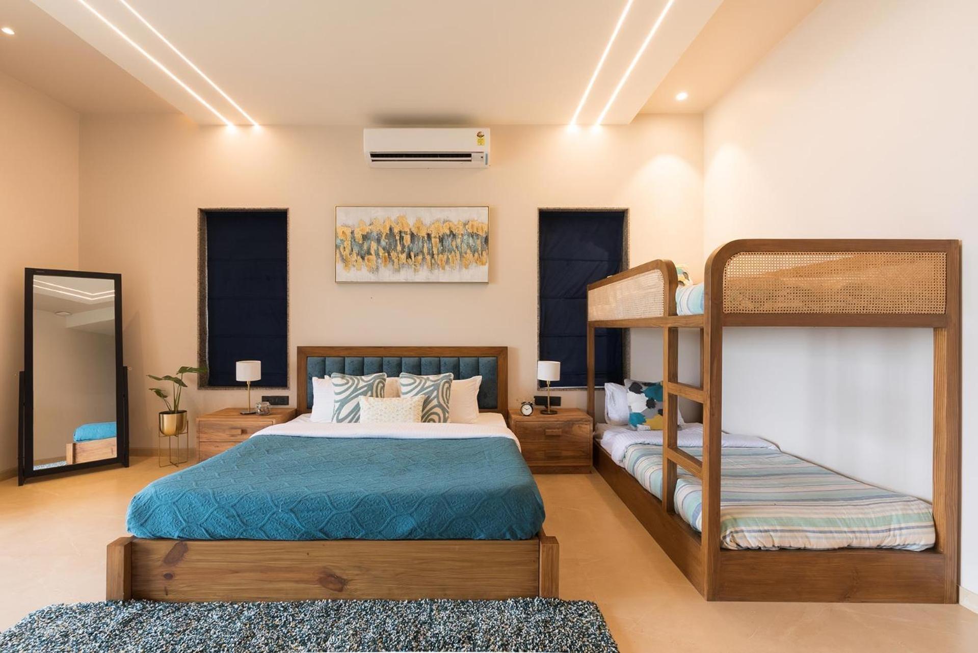 Pearl Lakeview Mansion By Stayvista - Lakeside Villa With Infinity Pool, Jacuzzi, In-House Theatre & Games Room Igatpuri Dış mekan fotoğraf
