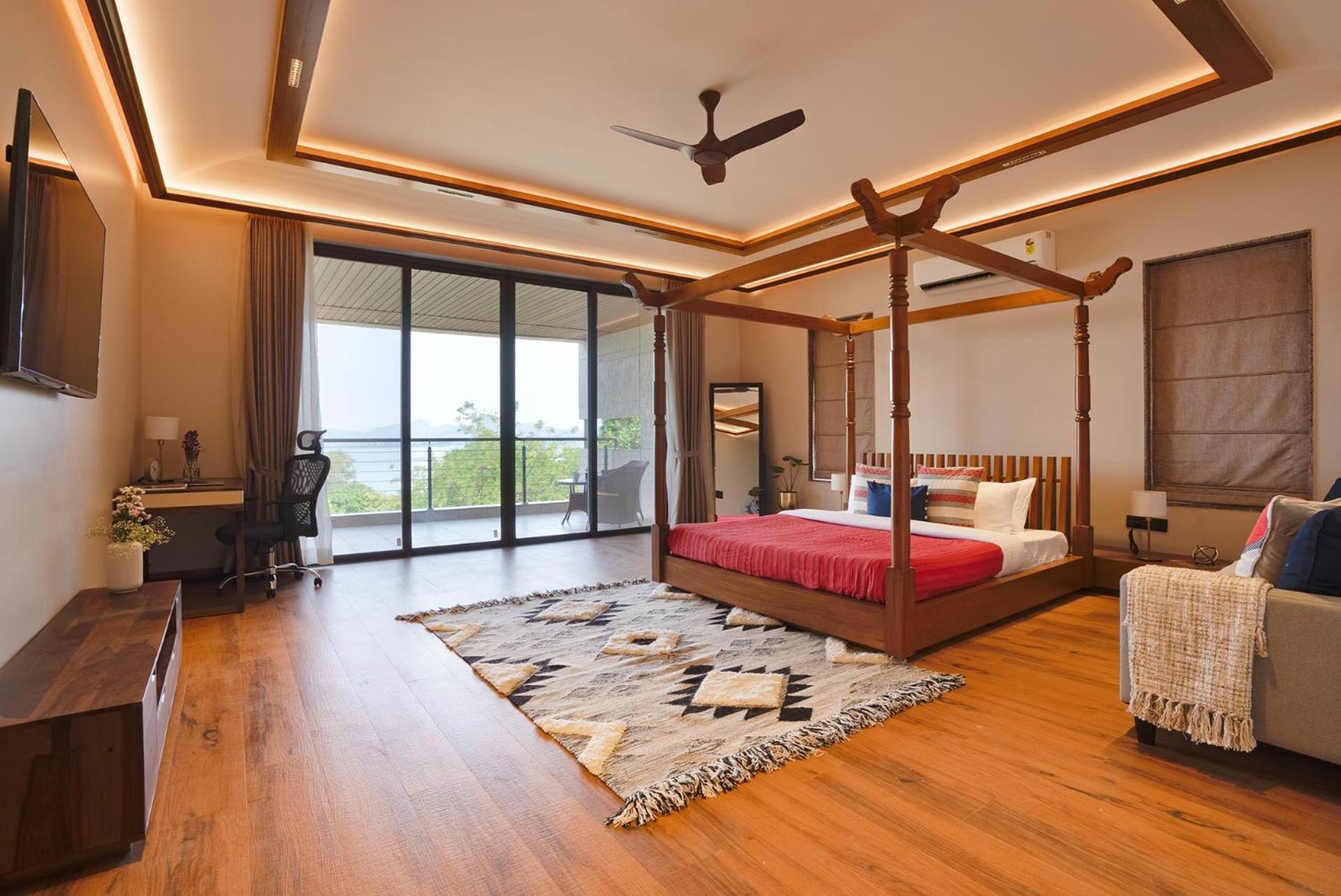 Pearl Lakeview Mansion By Stayvista - Lakeside Villa With Infinity Pool, Jacuzzi, In-House Theatre & Games Room Igatpuri Dış mekan fotoğraf