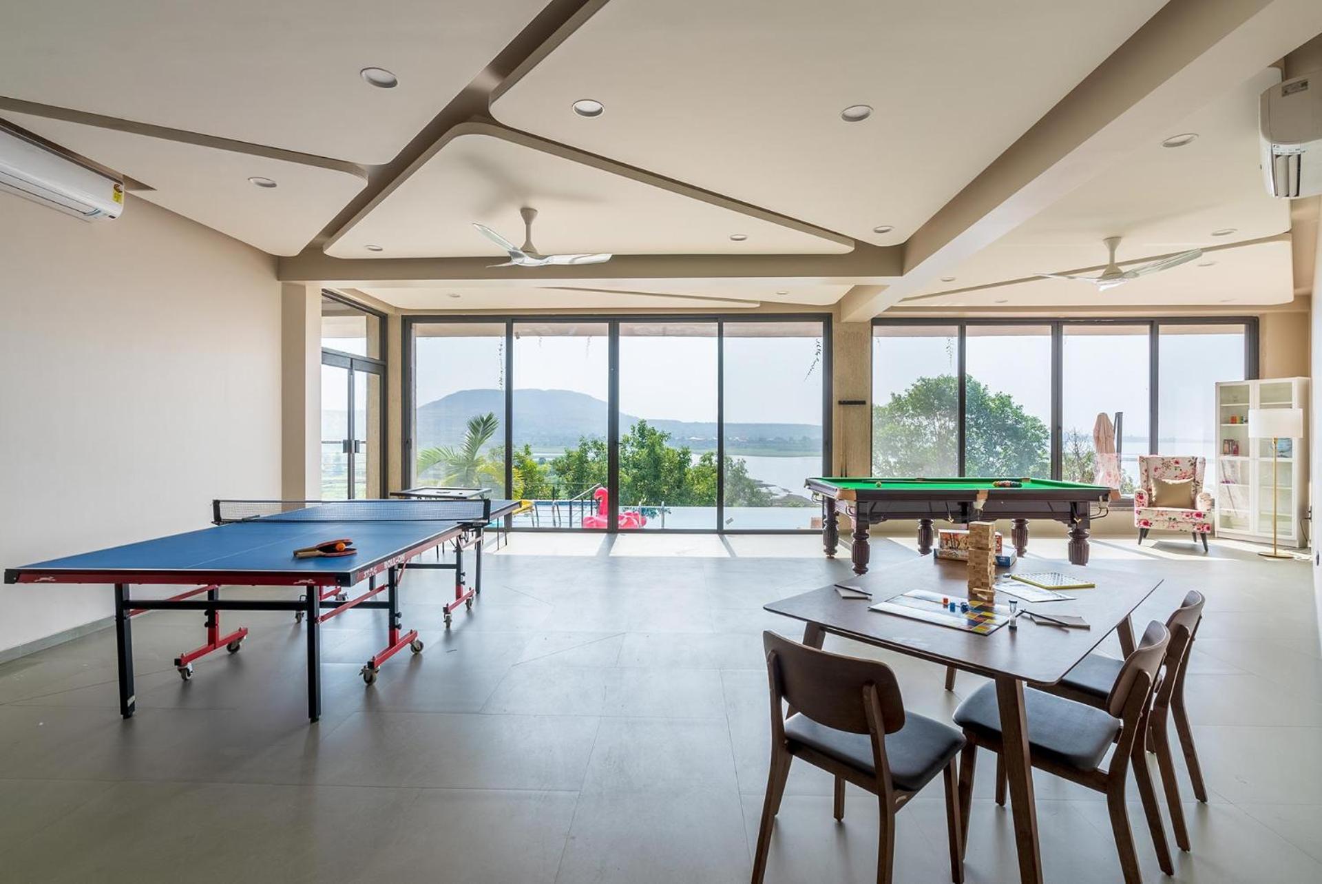 Pearl Lakeview Mansion By Stayvista - Lakeside Villa With Infinity Pool, Jacuzzi, In-House Theatre & Games Room Igatpuri Dış mekan fotoğraf